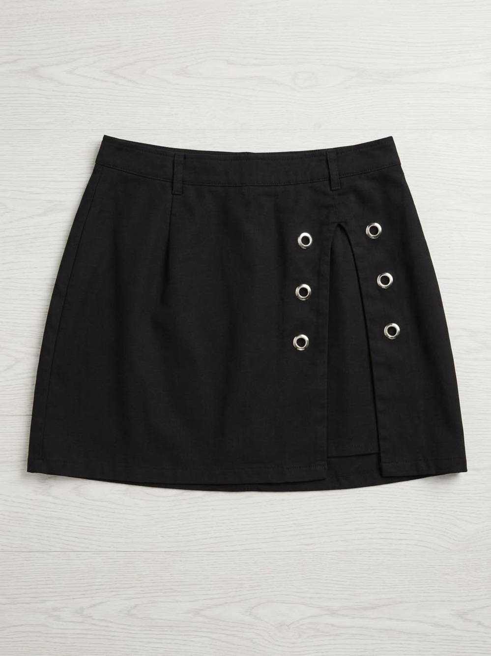Hot Topic Black Heart Grommet Side Slit Mini Skirt Sz M Alt Goth Grunge Y2K Punk